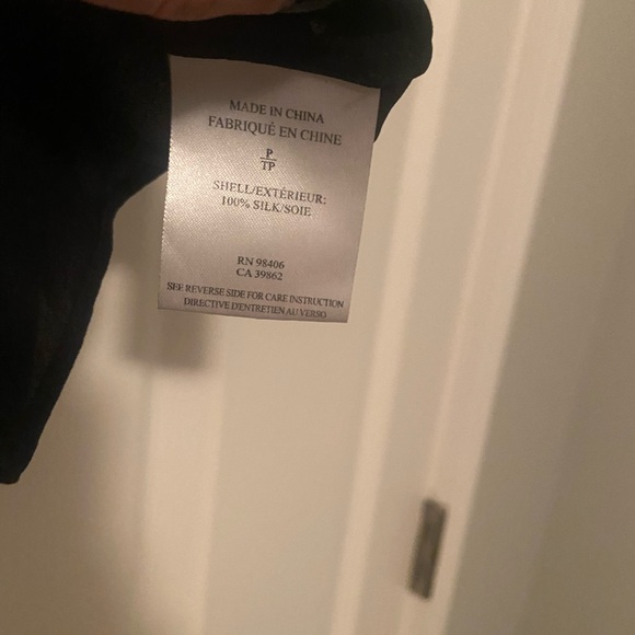 Theory Silk Jantine Sleeveless Blouse Size P NWOT - Picture 7 of 12